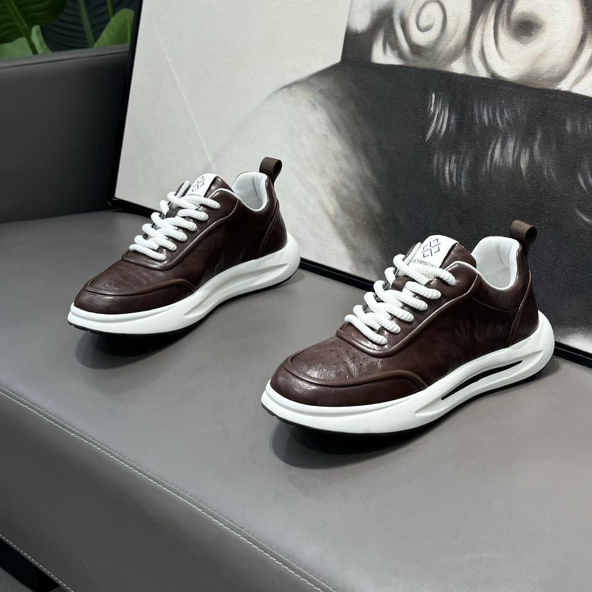 CUIR MARRON ÉLÉGANCE
