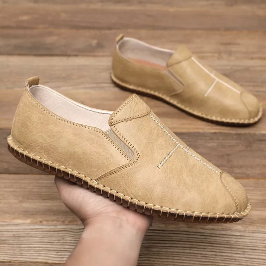 MOCASSINS EN CUIR BEIGE INTEMPORELS 2025